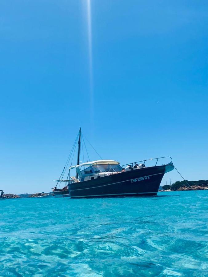 Night On Board Hotel La Maddalena  Ngoại thất bức ảnh
