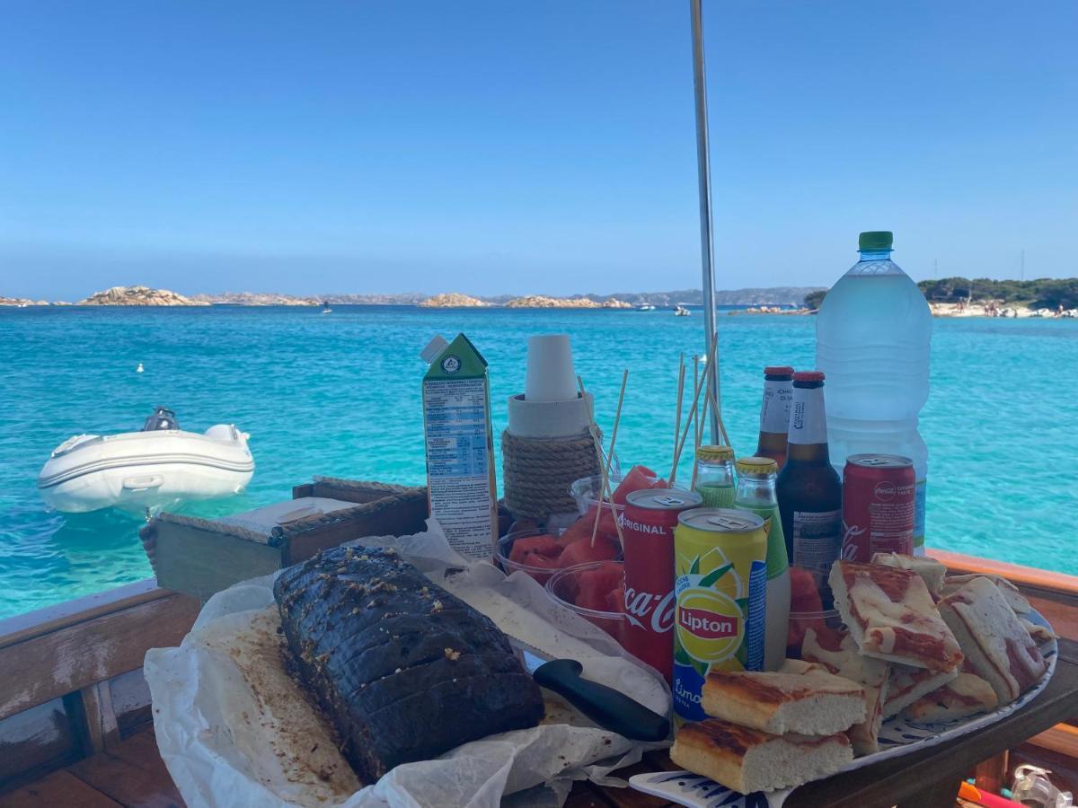 Night On Board Hotel La Maddalena  Ngoại thất bức ảnh